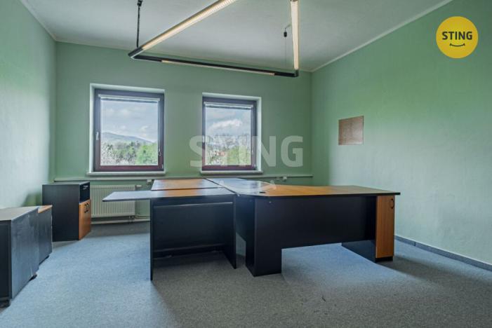 Prodej kanceláře, Třinec - Oldřichovice, 2388 m2