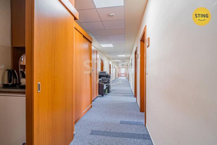 Prodej kanceláře, Třinec - Oldřichovice, 2388 m2