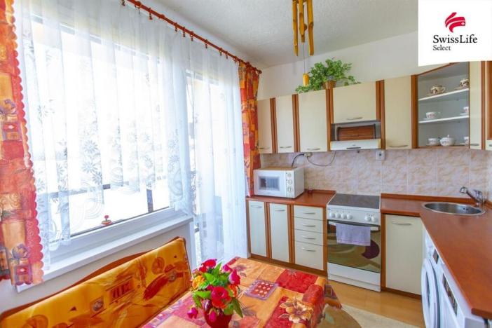 Prodej bytu 2+1, Butoves, 58 m2