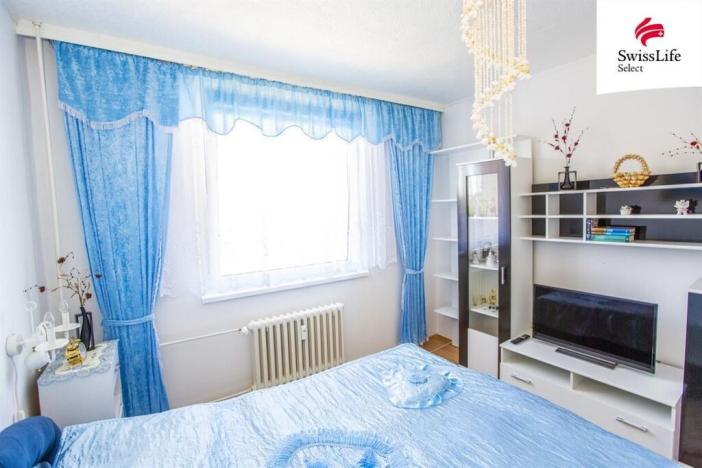 Prodej bytu 2+1, Butoves, 58 m2