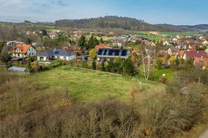 Prodej pozemku pro bydlení, Buš, 1402 m2