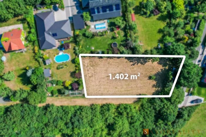Prodej pozemku pro bydlení, Buš, 1402 m2