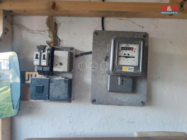 Pronájem garáže, Ostrava, V Zahradách, 18 m2