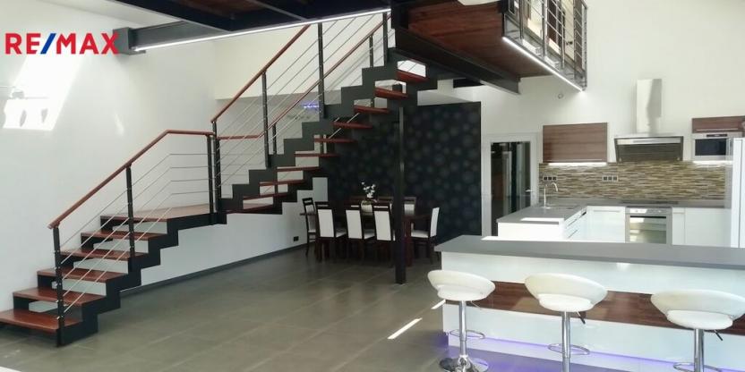 Prodej rodinného domu, Pětihosty, 200 m2