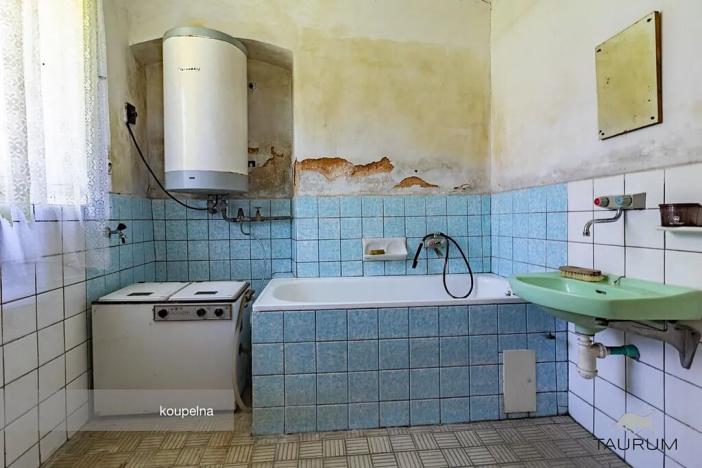 Prodej vícegeneračního domu, Chocenice, 280 m2