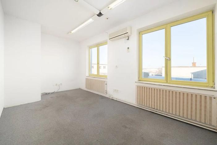 Pronájem kanceláře, Brno, Malínská, 179 m2