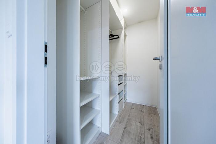 Prodej rodinného domu, Kunice, Do Žlábek, 340 m2