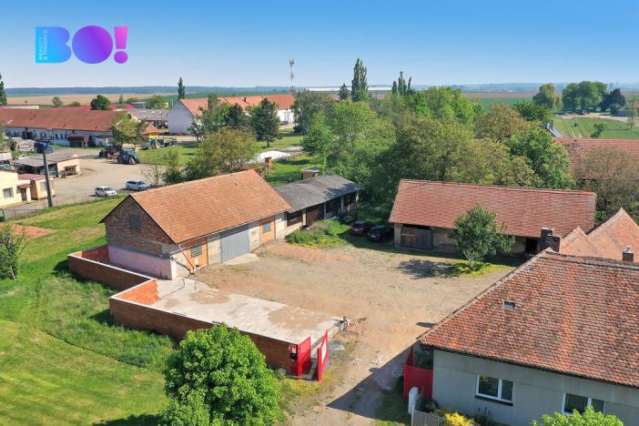 Pronájem výrobních prostor, Jeníkovice, 270 m2