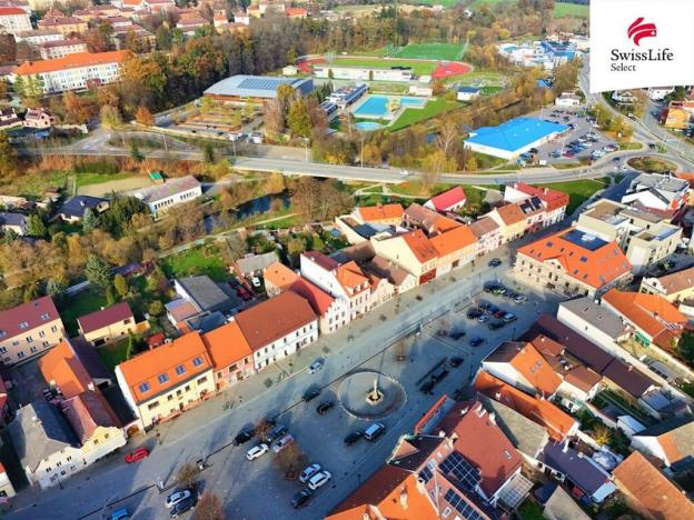 Prodej obchodního prostoru, Vlašim, Žižkovo nám., 490 m2