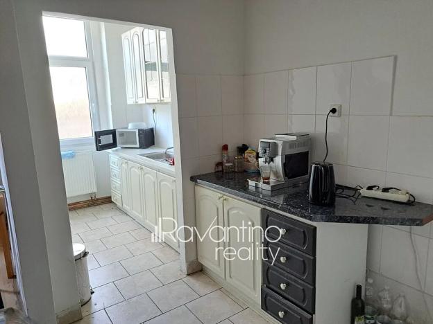 Pronájem kanceláře, Brno, Rokytova, 523 m2