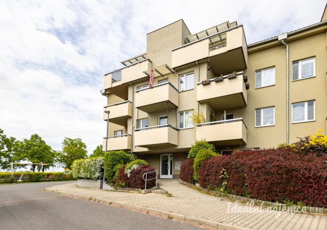 Pronájem bytu 4+kk, Praha - Dubeč, U lipové aleje, 95 m2