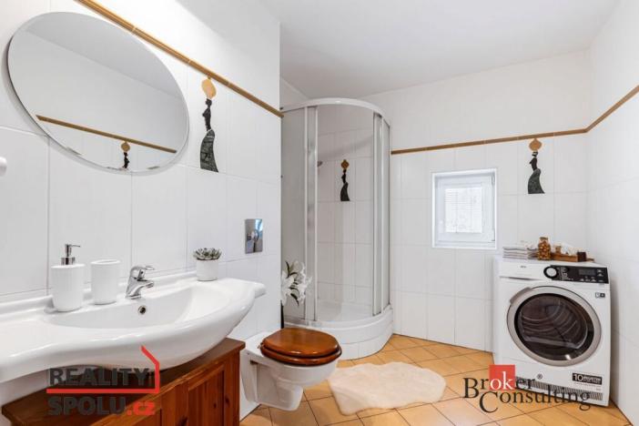 Prodej rodinného domu, Liberec - Liberec XXII-Horní Suchá, Karlovská, 195 m2