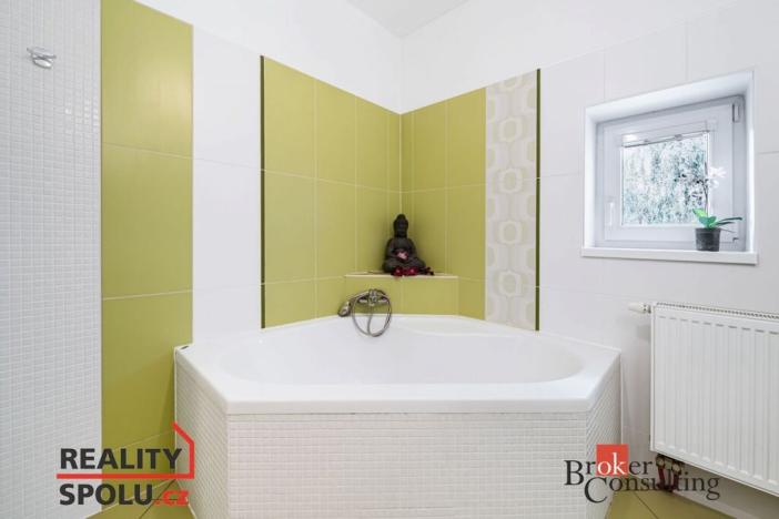 Prodej rodinného domu, Liberec - Liberec XXII-Horní Suchá, Karlovská, 195 m2