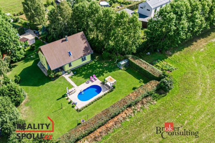 Prodej rodinného domu, Liberec - Liberec XXII-Horní Suchá, Karlovská, 195 m2