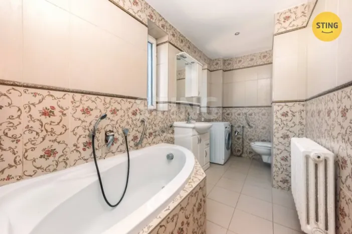 Prodej rodinného domu, Staré Jesenčany, 140 m2