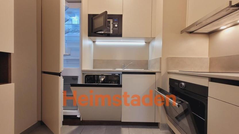 Pronájem bytu 2+1, Plzeň - Jižní Předměstí, Magisterská, 55 m2