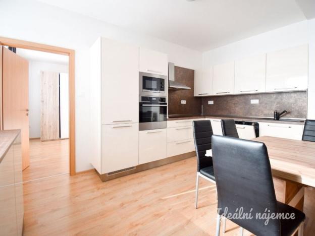 Pronájem bytu 2+kk, Brno - Zábrdovice, Francouzská, 60 m2