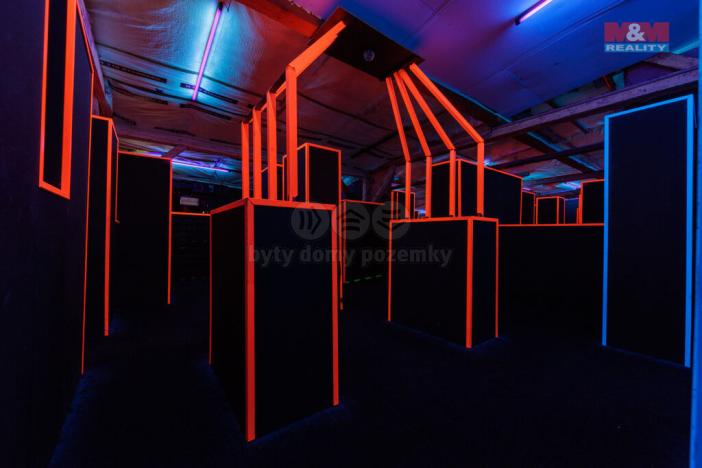 Pronájem obchodního prostoru, Karlovy Vary, 662 m2