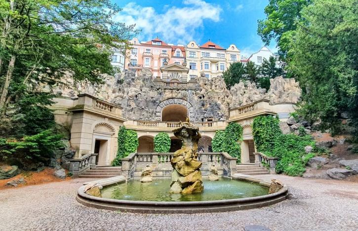 Pronájem bytu 4+kk, Praha - Vinohrady, U Zvonařky, 154 m2