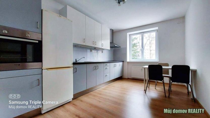 Pronájem bytu 1+1, Praha - Vršovice, Bajkalská, 33 m2