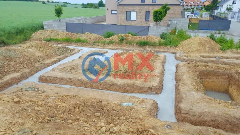 Prodej pozemku pro bydlení, Praha - Horní Počernice, 697 m2