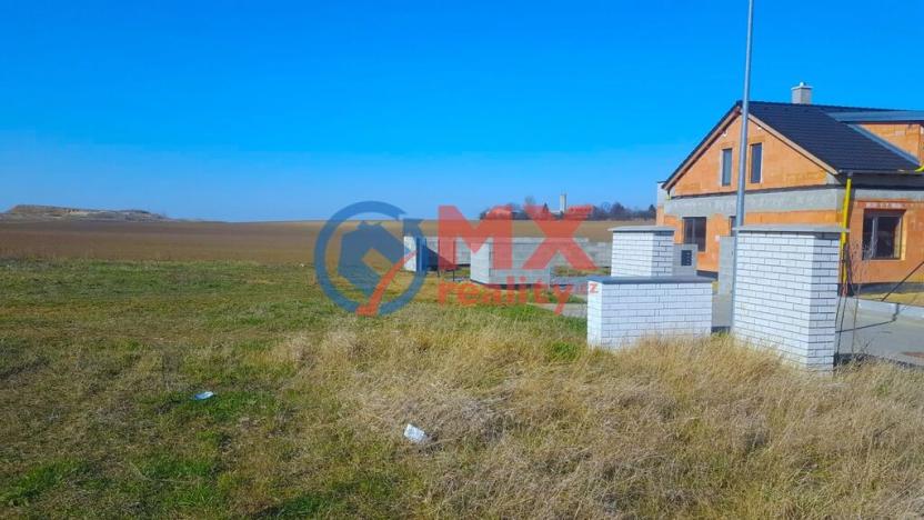 Prodej pozemku pro bydlení, Praha - Horní Počernice, 697 m2