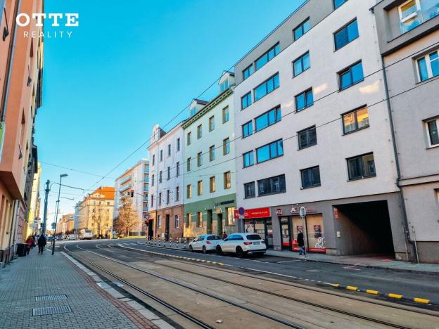 Prodej bytu 2+1, Plzeň, Sladkovského, 63 m2