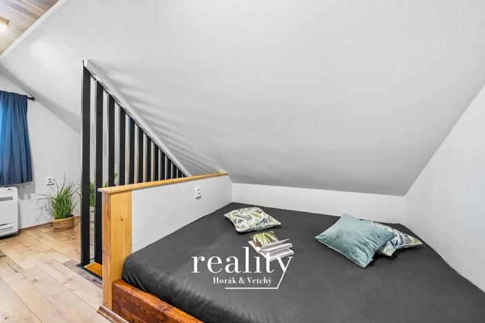 Prodej vícegeneračního domu, Perná, 205 m2