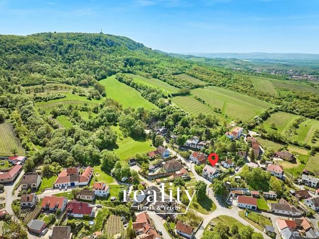 Prodej apartmánu, Perná, 205 m2