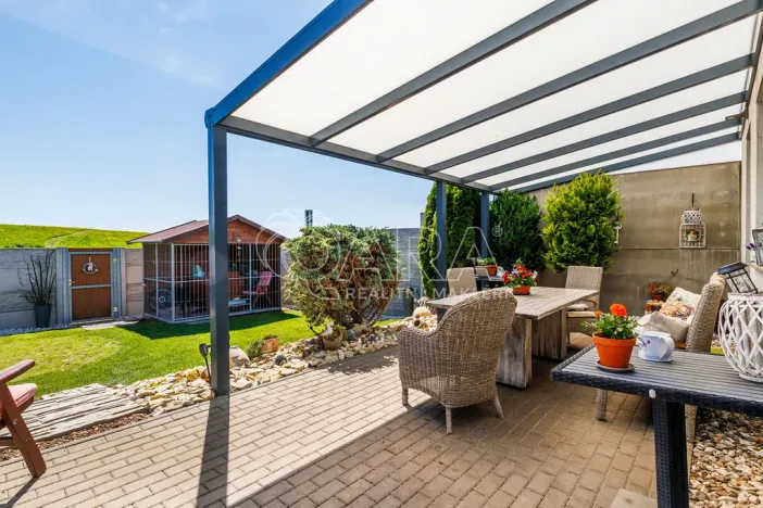 Prodej rodinného domu, Zeleneč, U Lesoparku, 174 m2