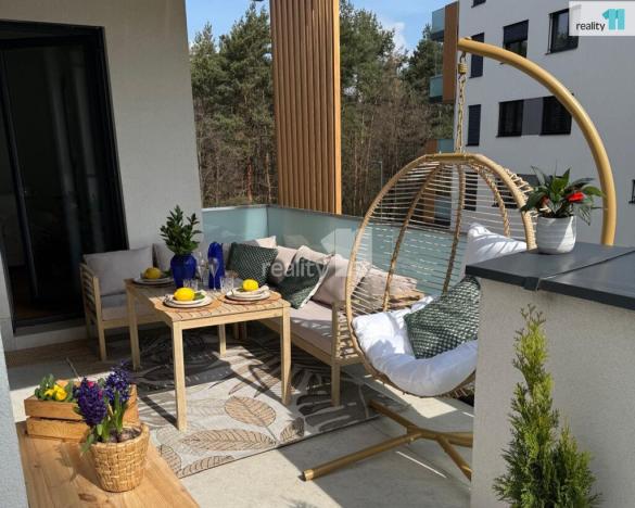 Prodej bytu 2+kk, Praha - Malešice, Azzoniho, 67 m2