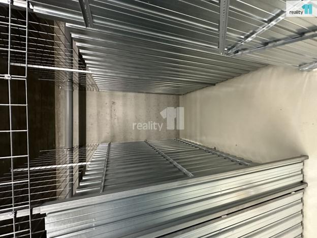 Prodej bytu 2+kk, Praha - Malešice, Azzoniho, 67 m2