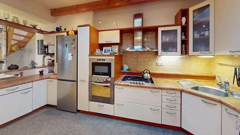 Prodej rodinného domu, Blučina, 172 m2