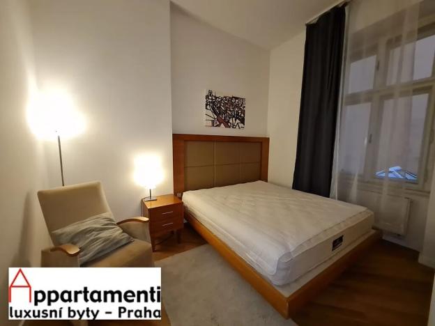 Prodej bytu 1+kk, Praha - Staré Město, Masná, 35 m2