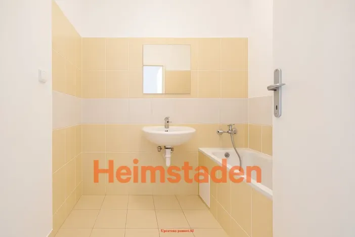 Pronájem bytu 2+1, Karviná - Nové Město, nám. Budovatelů, 53 m2