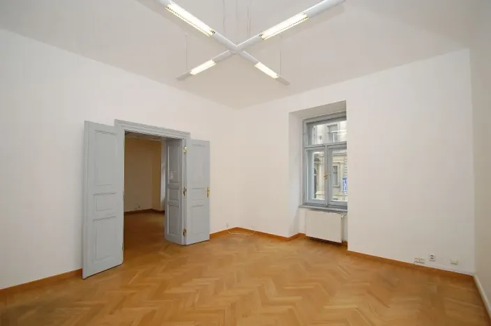 Pronájem kanceláře, Praha - Nové Město, Mezibranská, 89 m2