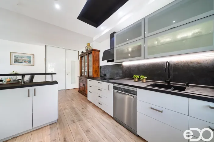 Prodej bytu 3+kk, Praha - Řeporyje, Wiesenthalova, 83 m2