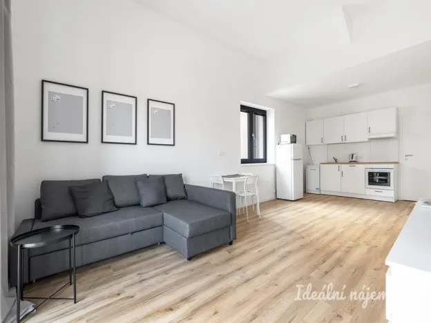 Pronájem bytu 2+kk, Praha - Kyje, Za černým mostem, 67 m2
