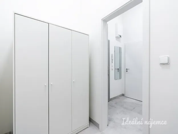 Pronájem bytu 2+kk, Praha - Kyje, Za černým mostem, 67 m2