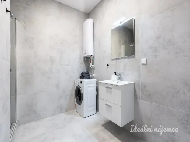 Pronájem bytu 2+kk, Praha - Kyje, Za černým mostem, 67 m2