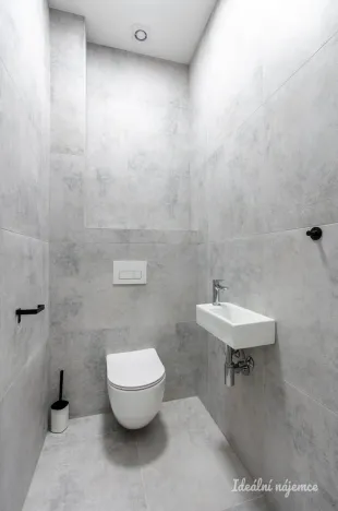 Pronájem bytu 2+kk, Praha - Kyje, Za černým mostem, 67 m2