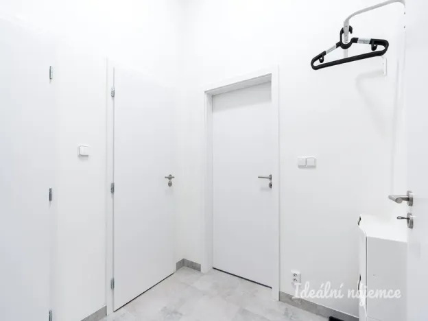 Pronájem bytu 2+kk, Praha - Kyje, Za černým mostem, 67 m2