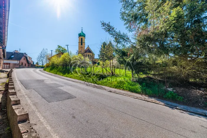 Prodej komerčního pozemku, Větřní, 1340 m2