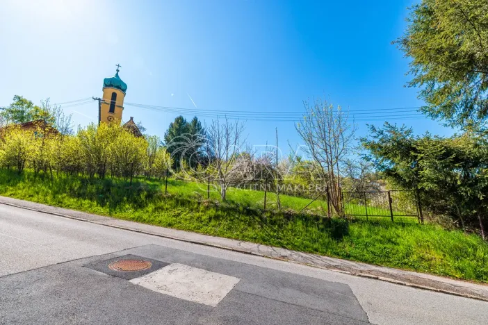 Prodej komerčního pozemku, Větřní, 1340 m2