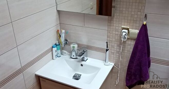 Prodej komerční nemovitosti, Bystřice, 220 m2