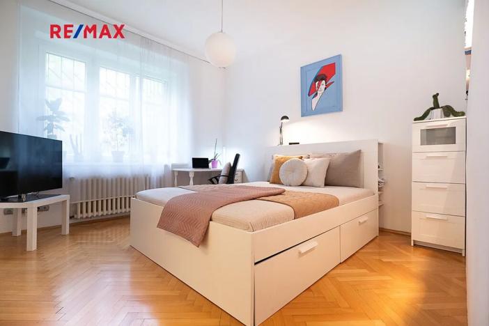 Prodej bytu 2+kk, Praha - Holešovice, Tovární, 78 m2