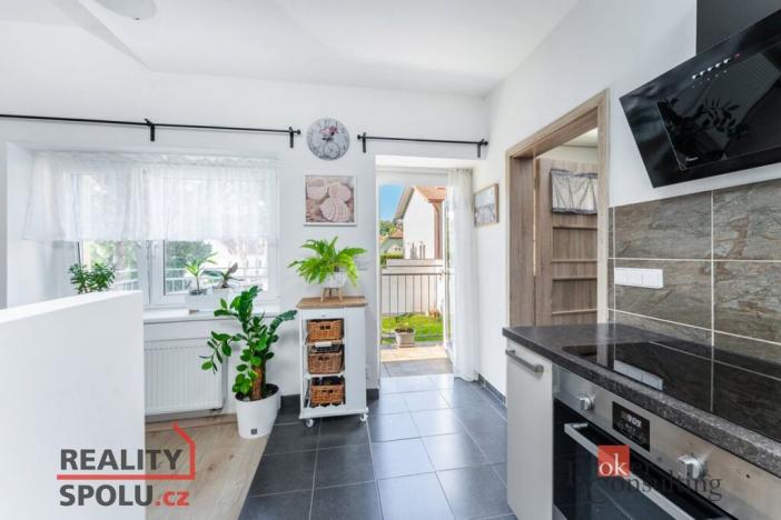 Prodej bytu 2+1, Tuchoměřice, U Hřiště, 55 m2