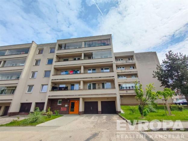 Prodej bytu 2+1, Chvaletice, Kolínská, 45 m2