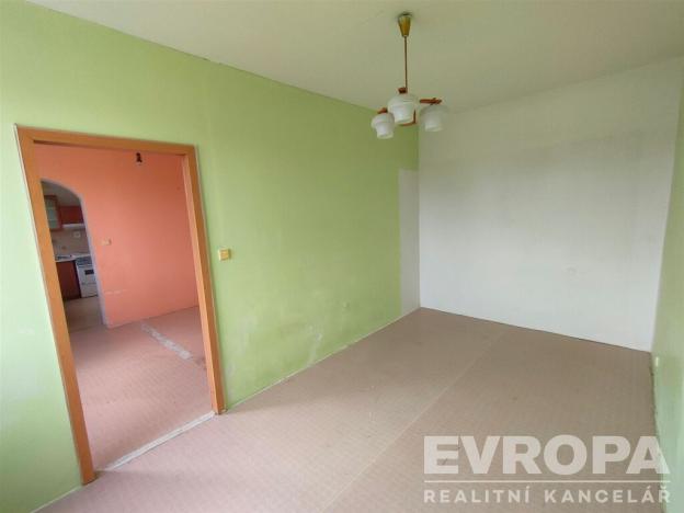 Prodej bytu 2+1, Chvaletice, Kolínská, 45 m2