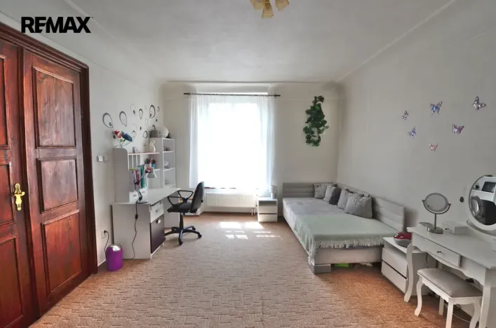 Prodej činžovního domu, Uničov, Masarykovo nám., 307 m2